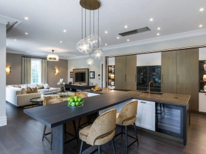 Кухня на заказ с рамными дверцами, выполненными по чертежу