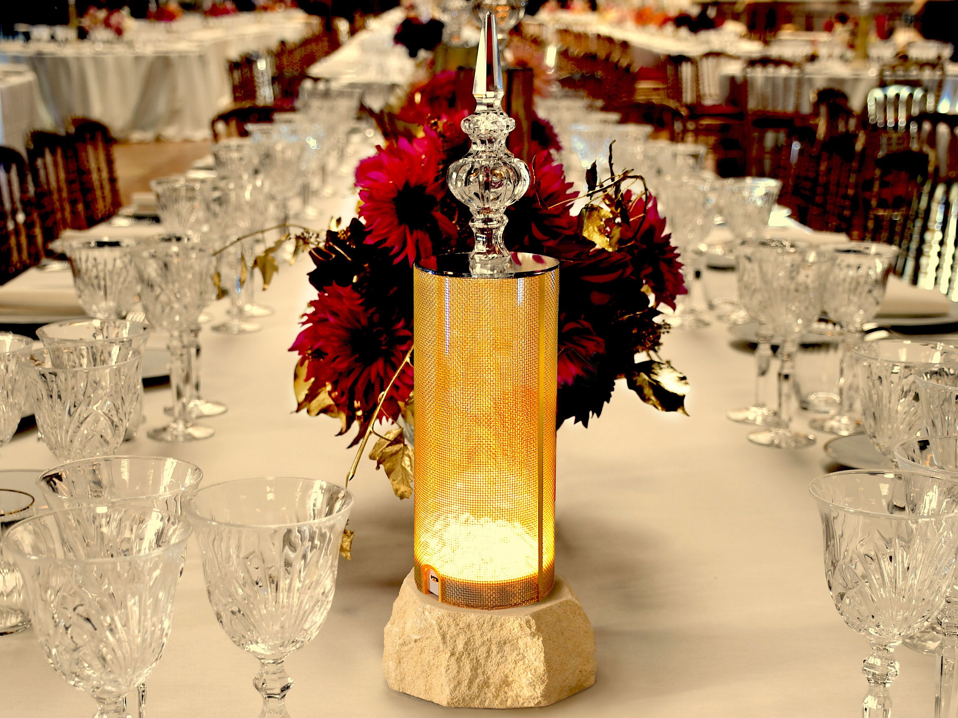 Хрустальная настольная лампа с беспроводной зарядкой Beau & Bien ÉCLAIR DE LUNE ARCH-00111017