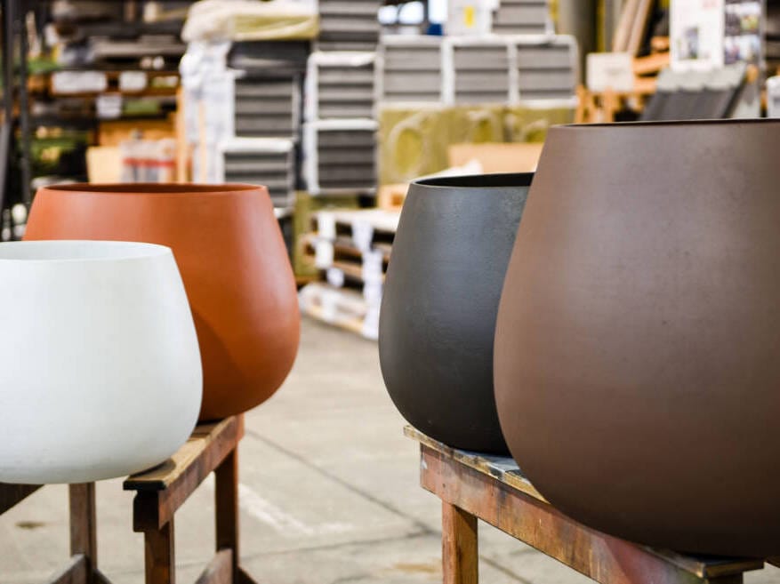 Бетонный низкий садовый горшок SWISSPEARL Softline ARCH-00017994