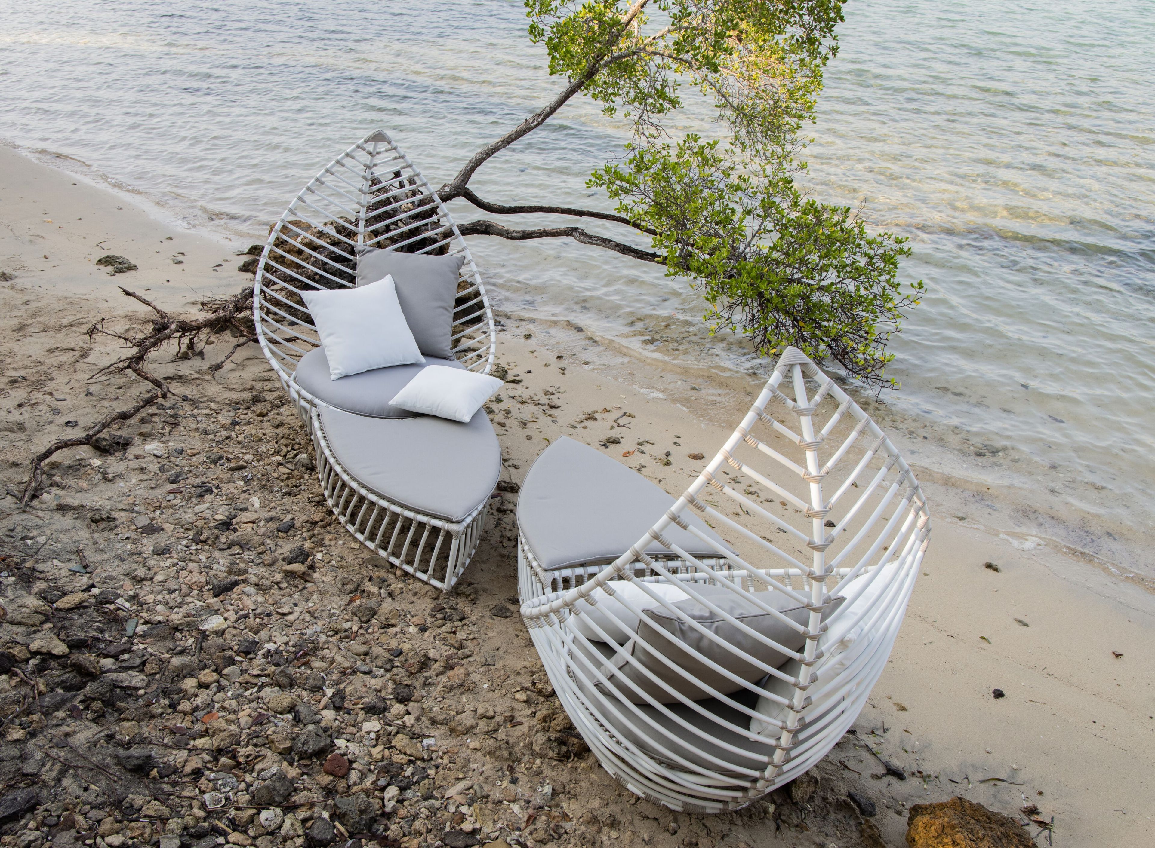 Алюминиевый низкий садовый стул cbdesign лист ARCH-00148754 - Вид №1