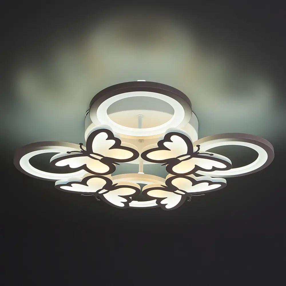 Escada: Классическая светодиодная люстра с пультом управления 87834349 STLM-0935577 - Вид №1