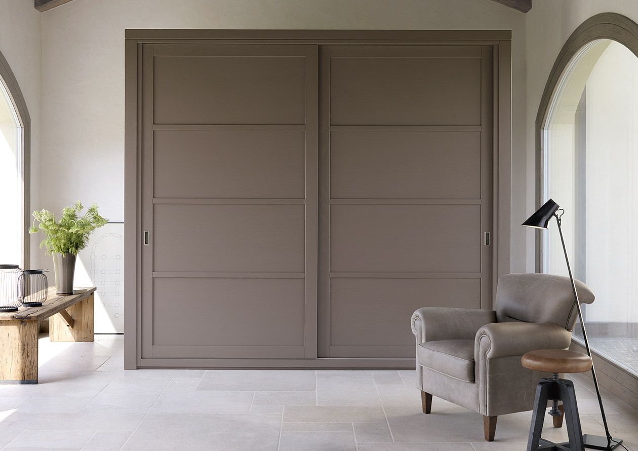 Шкаф из массива дерева с раздвижными дверями Devina Nais ARCH-00068345 - Вид №6