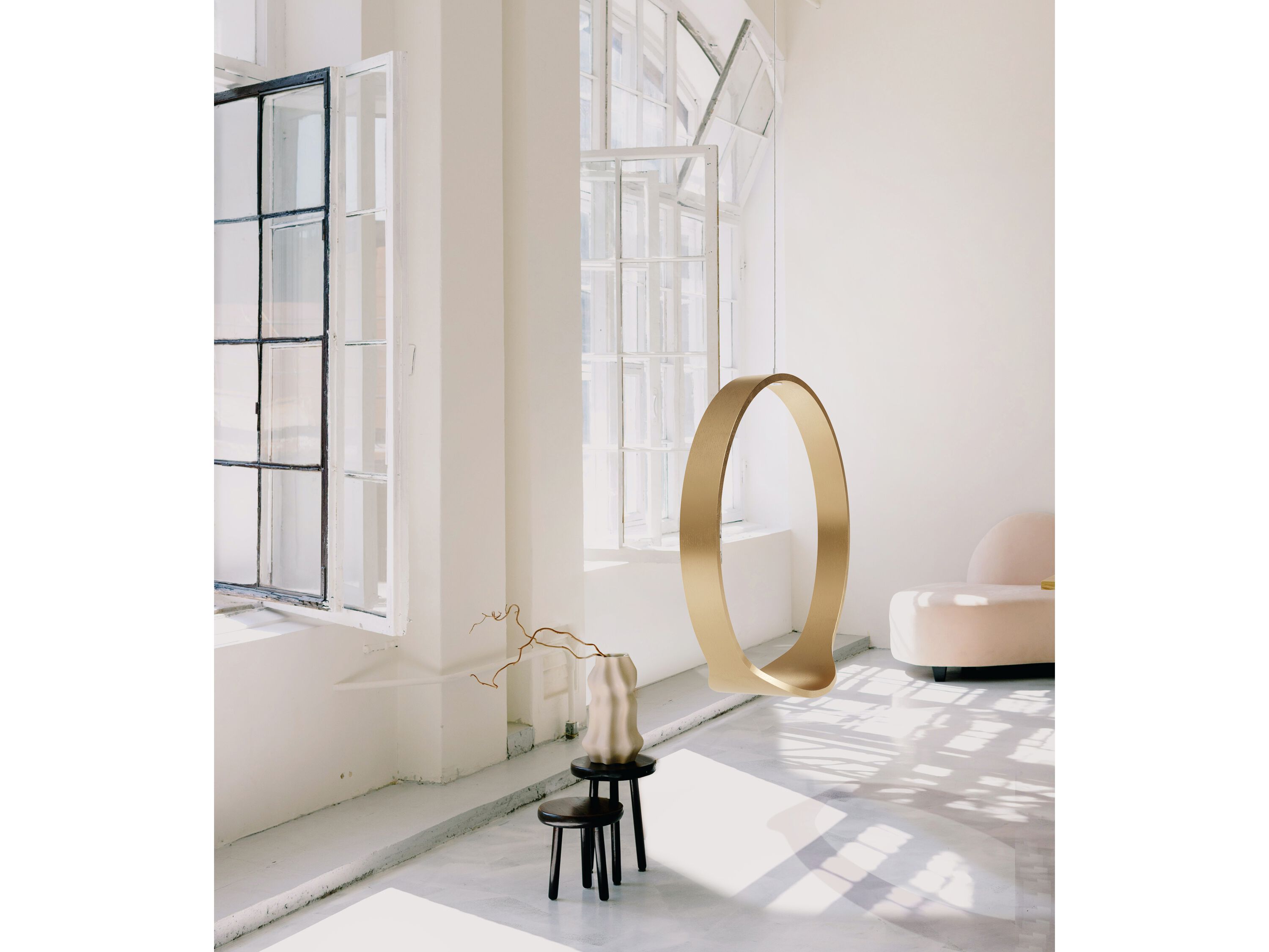 Внутреннее кресло в золотой жидкой отделке Iwona Kosicka Design SWING N.1 ARCH-00071325 - Вид №3