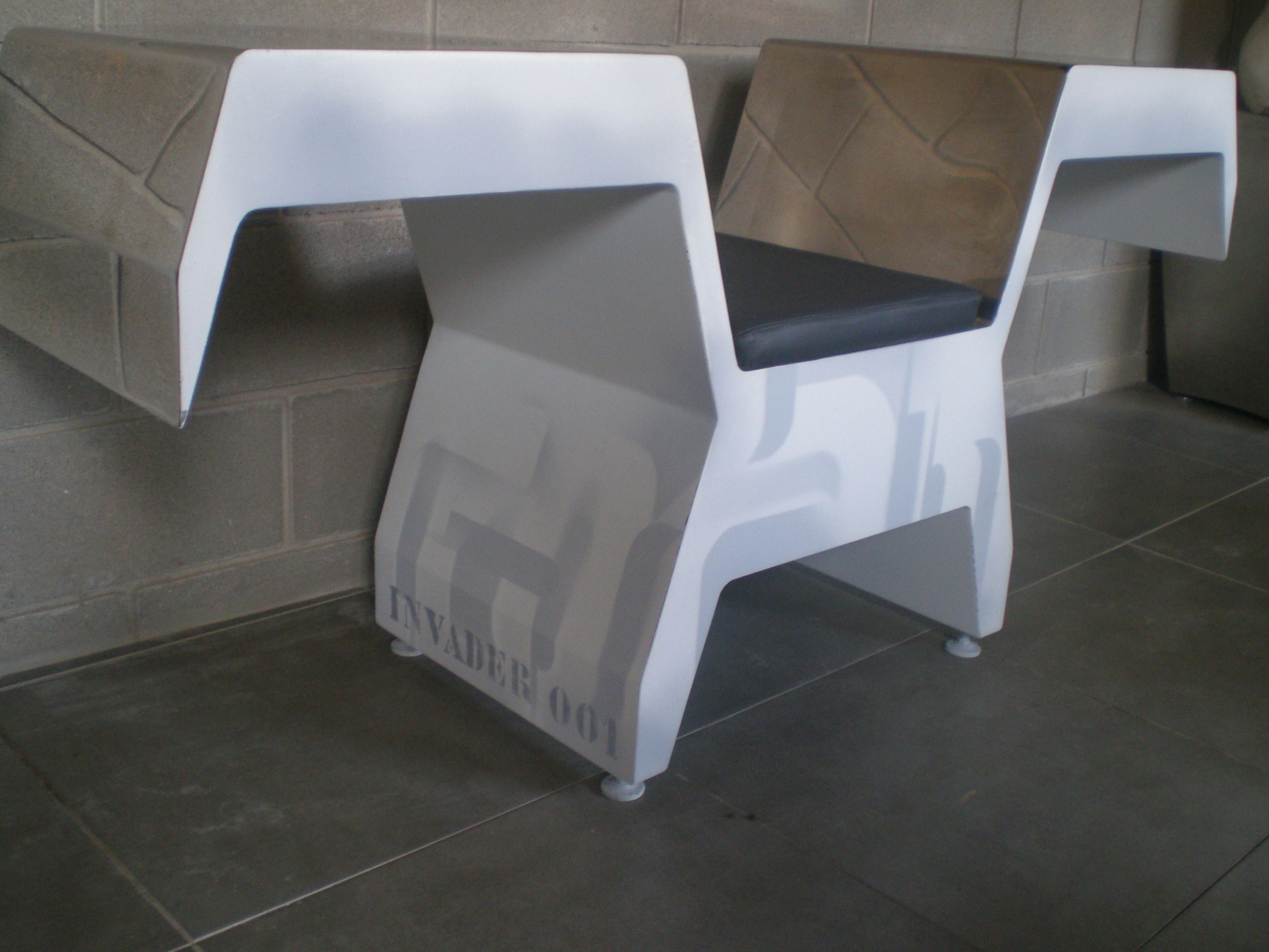 Стул из нержавеющей стали с подлокотниками ICI ET LÀ Metal furniture ARCH-00139434 - Вид №3