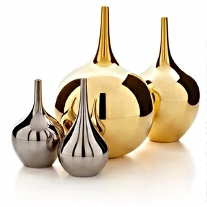 Декоративные вазы «Vases»