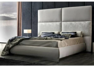 CorteZari Мягкая кровать с высоким изголовьем Zoe gold 946