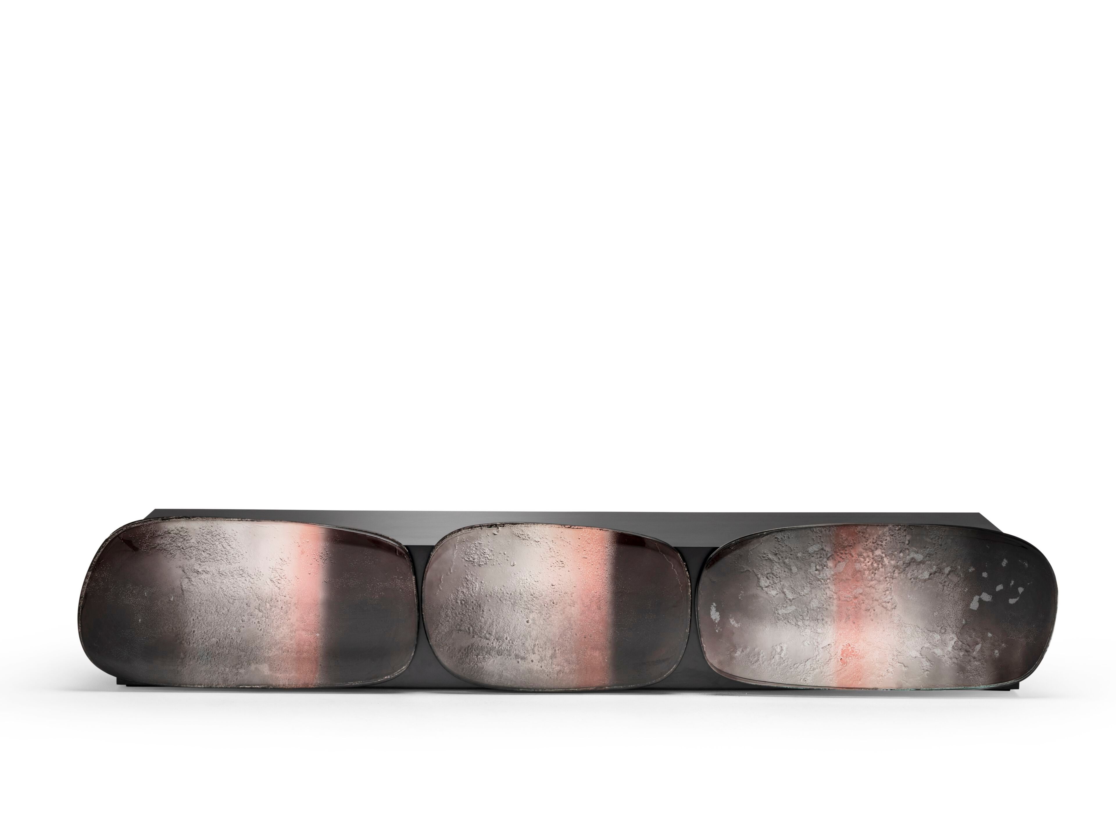 Низкий стеклянный шкаф для телевизора с распашными дверцами ARTE VENEZIANA Melt ARCH-00119146