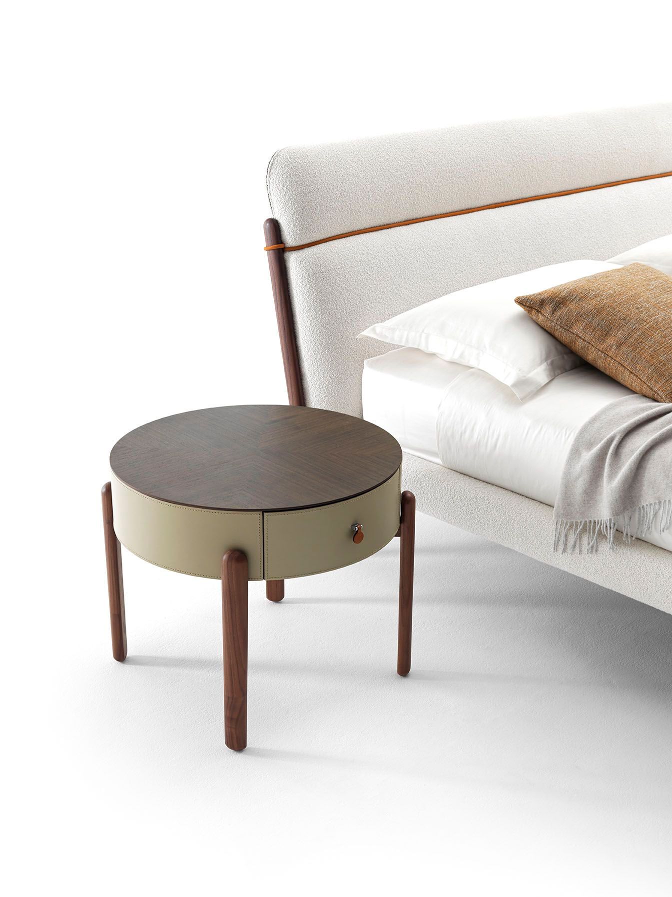 Кожаная прикроватная тумбочка с ящиком CEPPI Evergreen ARCH-00048854 - Вид №1