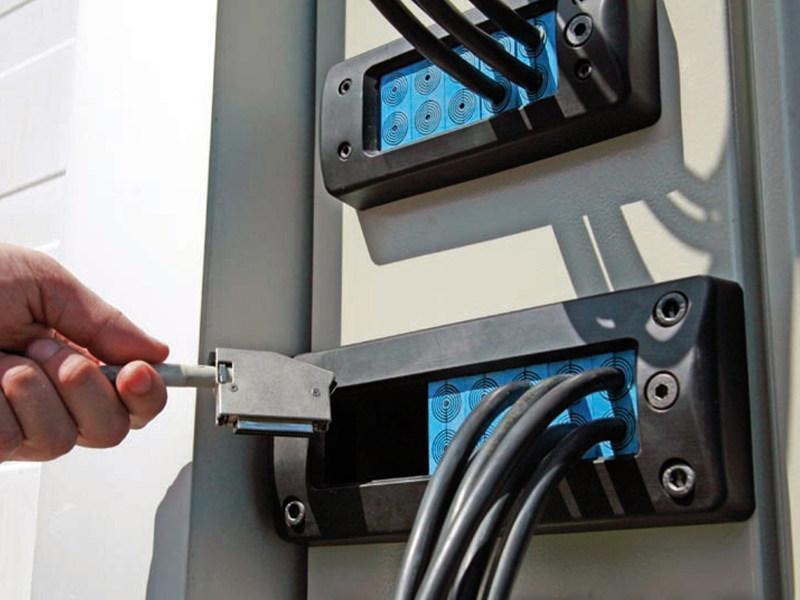 Roxtec Italia Система уплотнения в комплекте для распределительных щитов и шкафов sun-id-1348263 - Вид №1