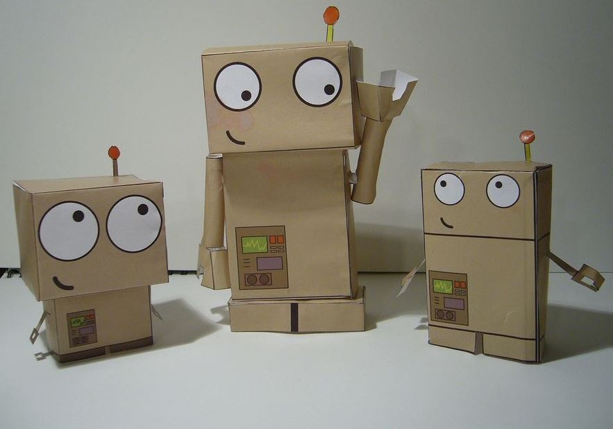 Как изготовить костюм робота для мальчика своими руками