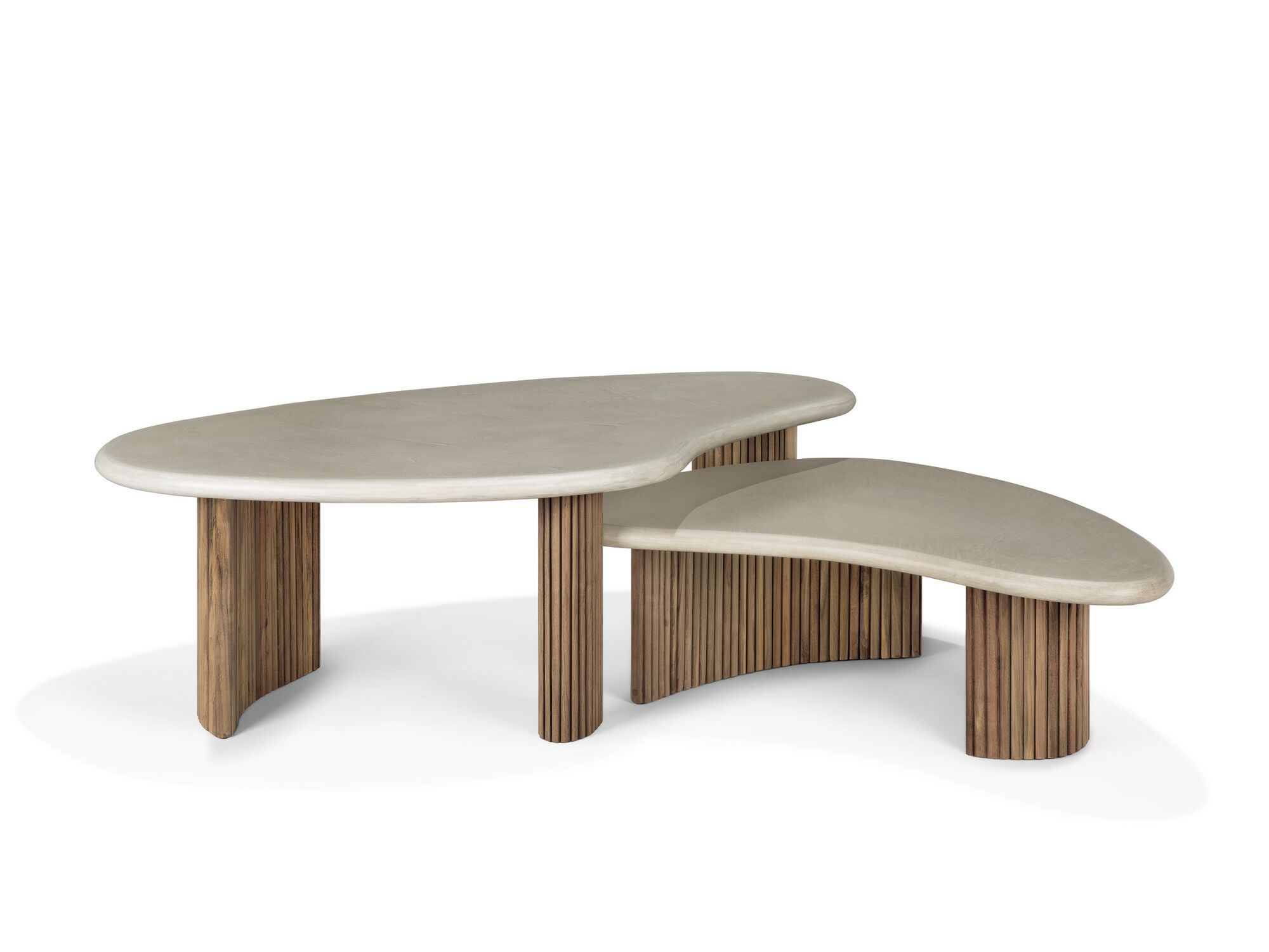 Низкий садовый стол из бетона и тика Ethnicraft Boomerang ARCH-00133323