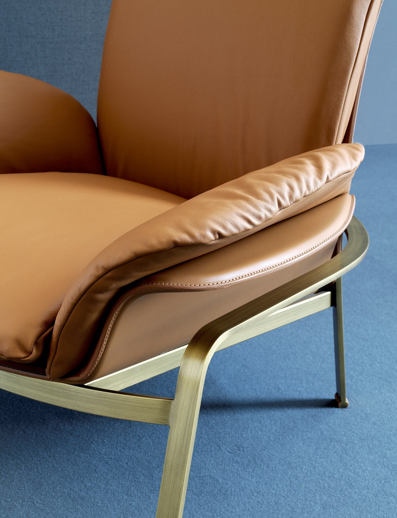 Кожаное кресло с подлокотниками Fasem Electa ARCH-00032939 - Вид №2