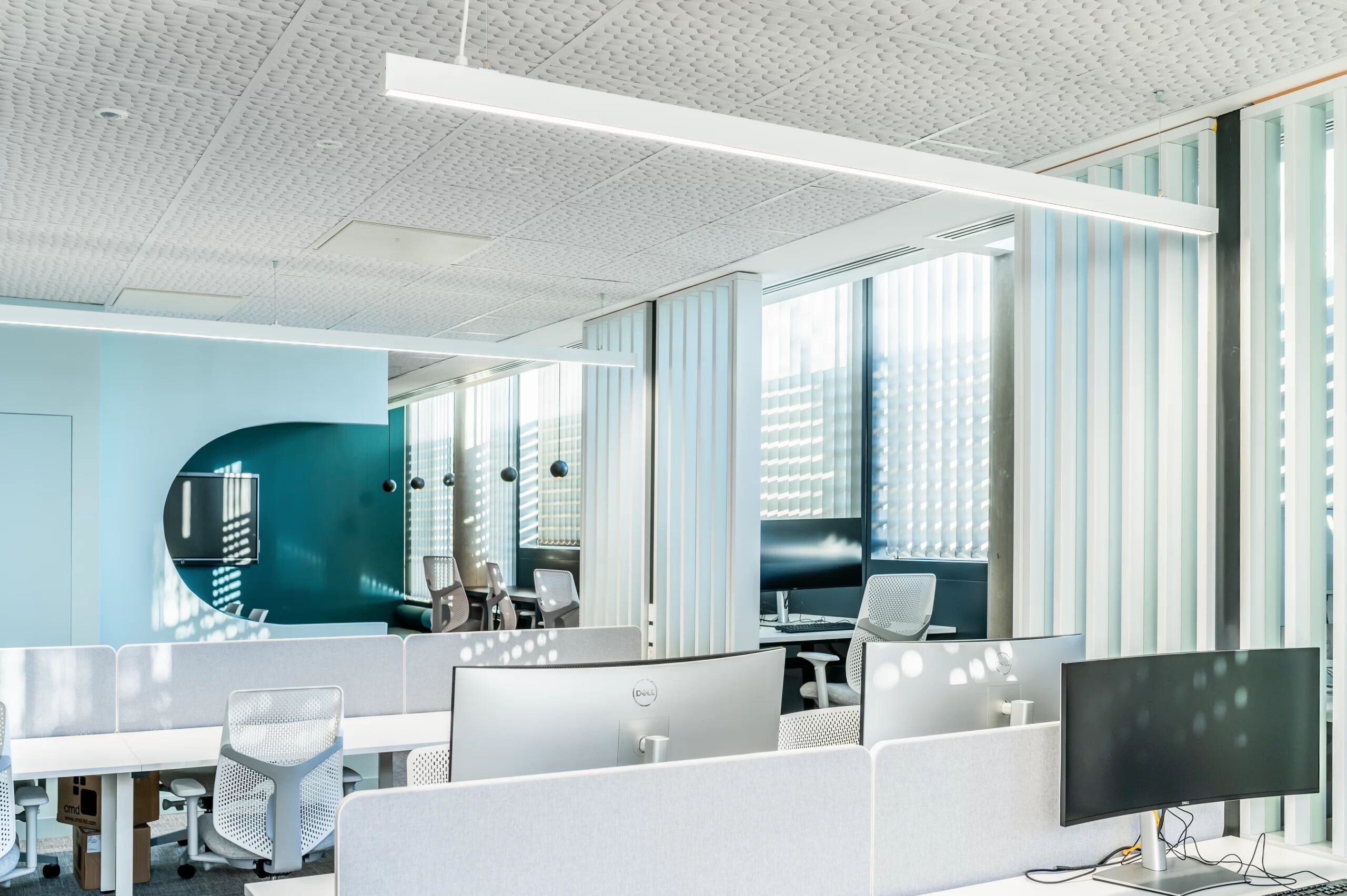 Звукопоглощающие панели из каменной ваты для подвесного потолка Sky-Tile® NIDO D'APE ARCH-00071249 - Вид №3