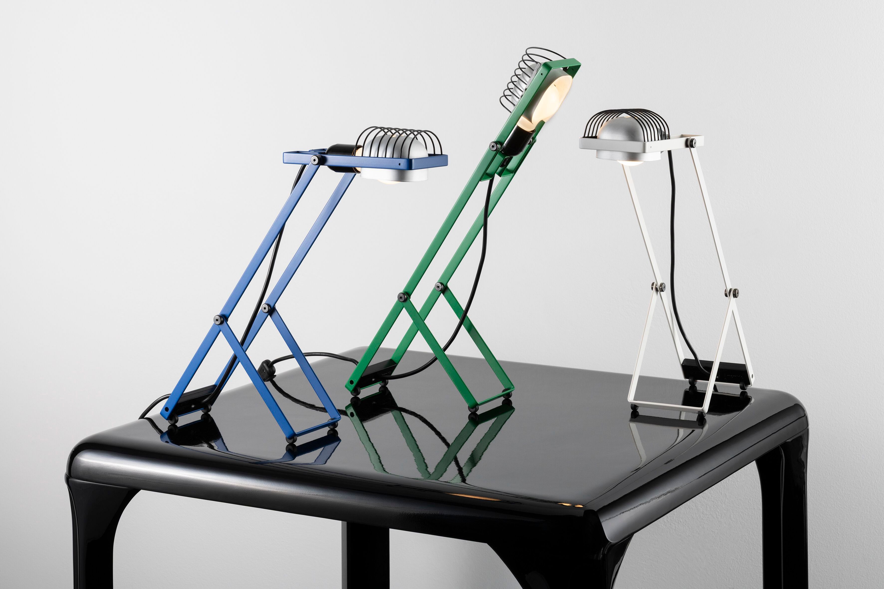 Металлическая настольная лампа Artemide SINTESI ARCH-00010166 - Вид №3