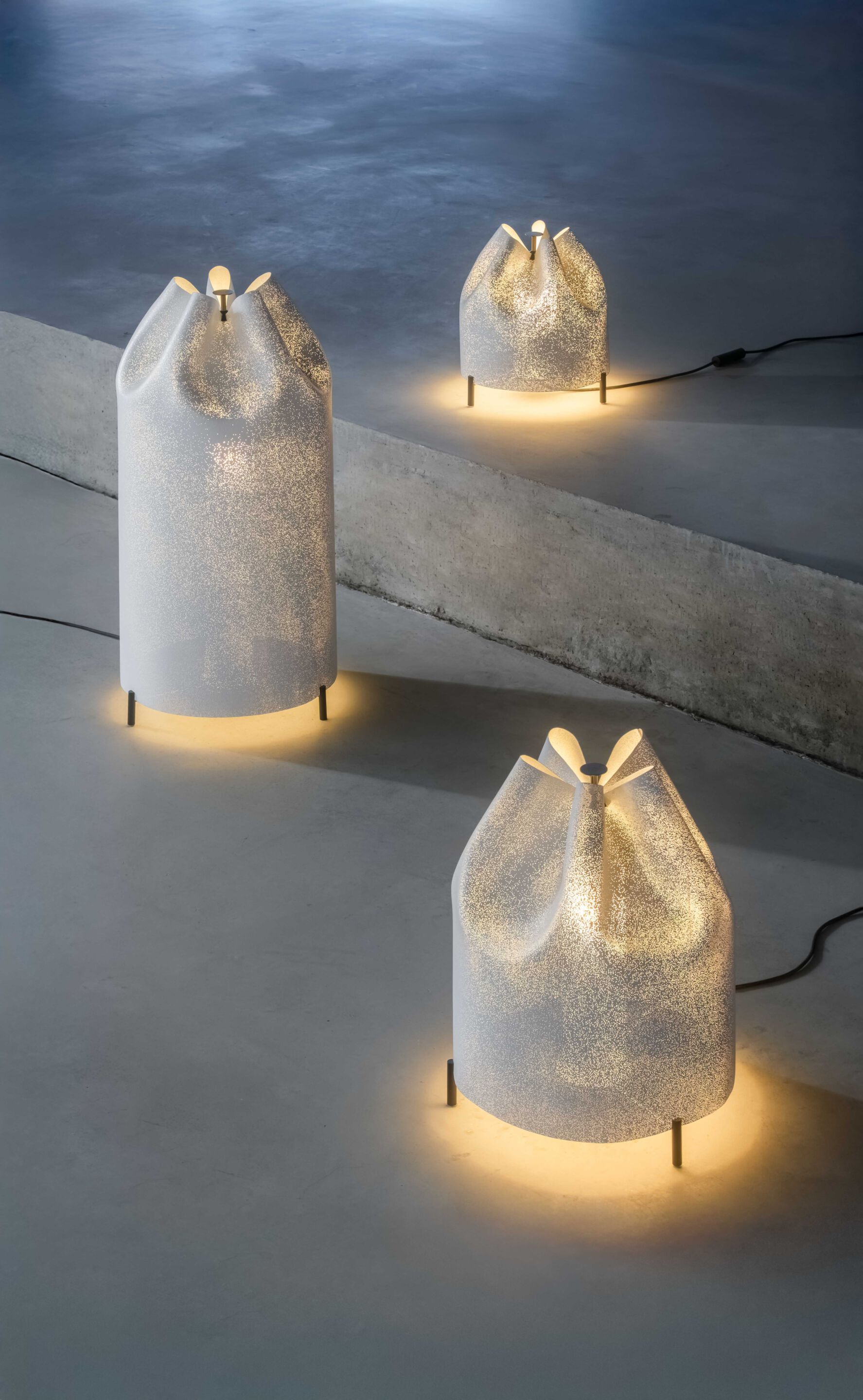 Светодиодная настольная лампа из нержавеющей стали A-Emotional Light Agasallo ARCH-00032093 - Вид №3