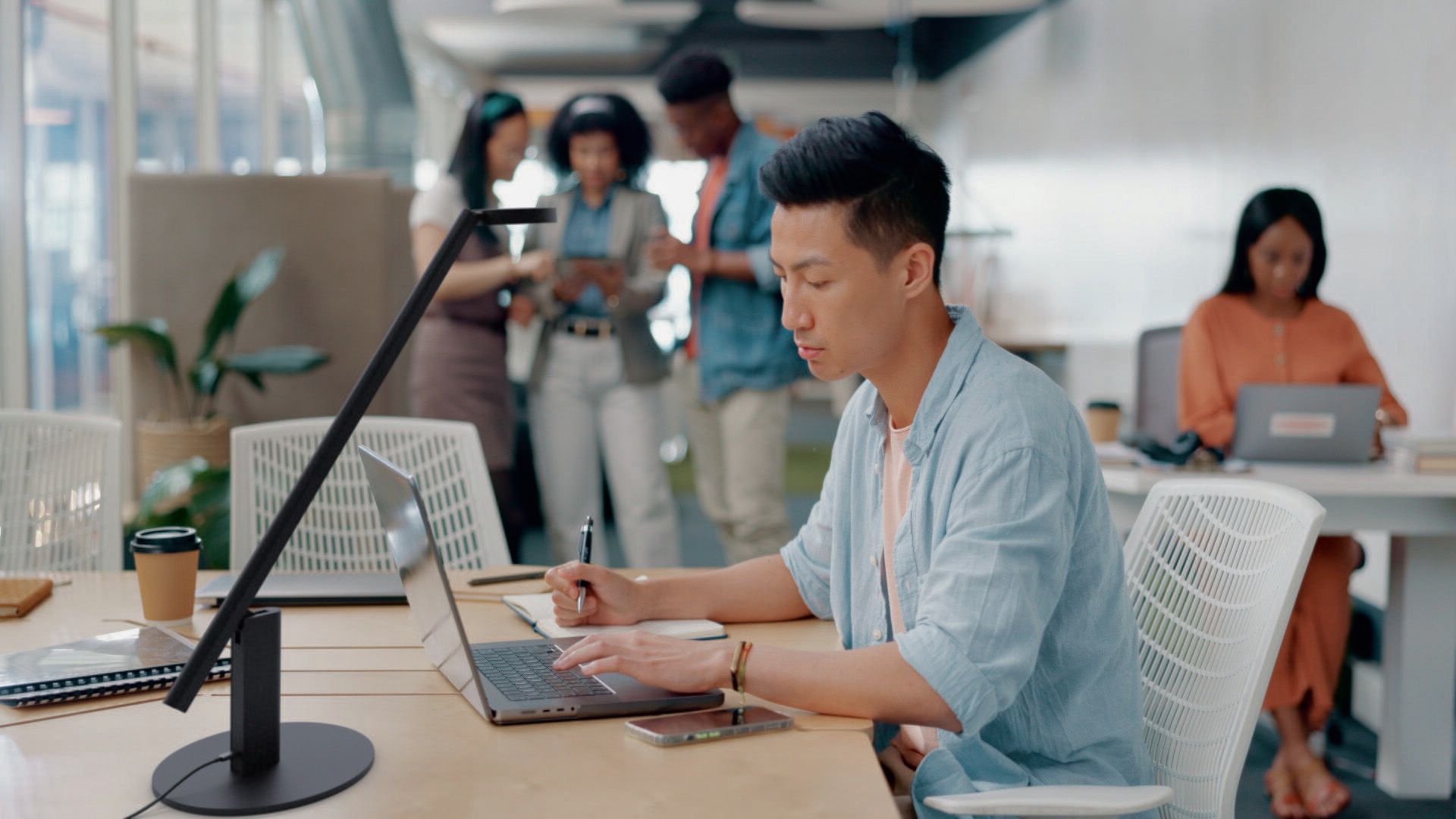 Регулируемая алюминиевая светодиодная настольная лампа LUCTRA® TABLE LITE ARCH-00083029 - Вид №20