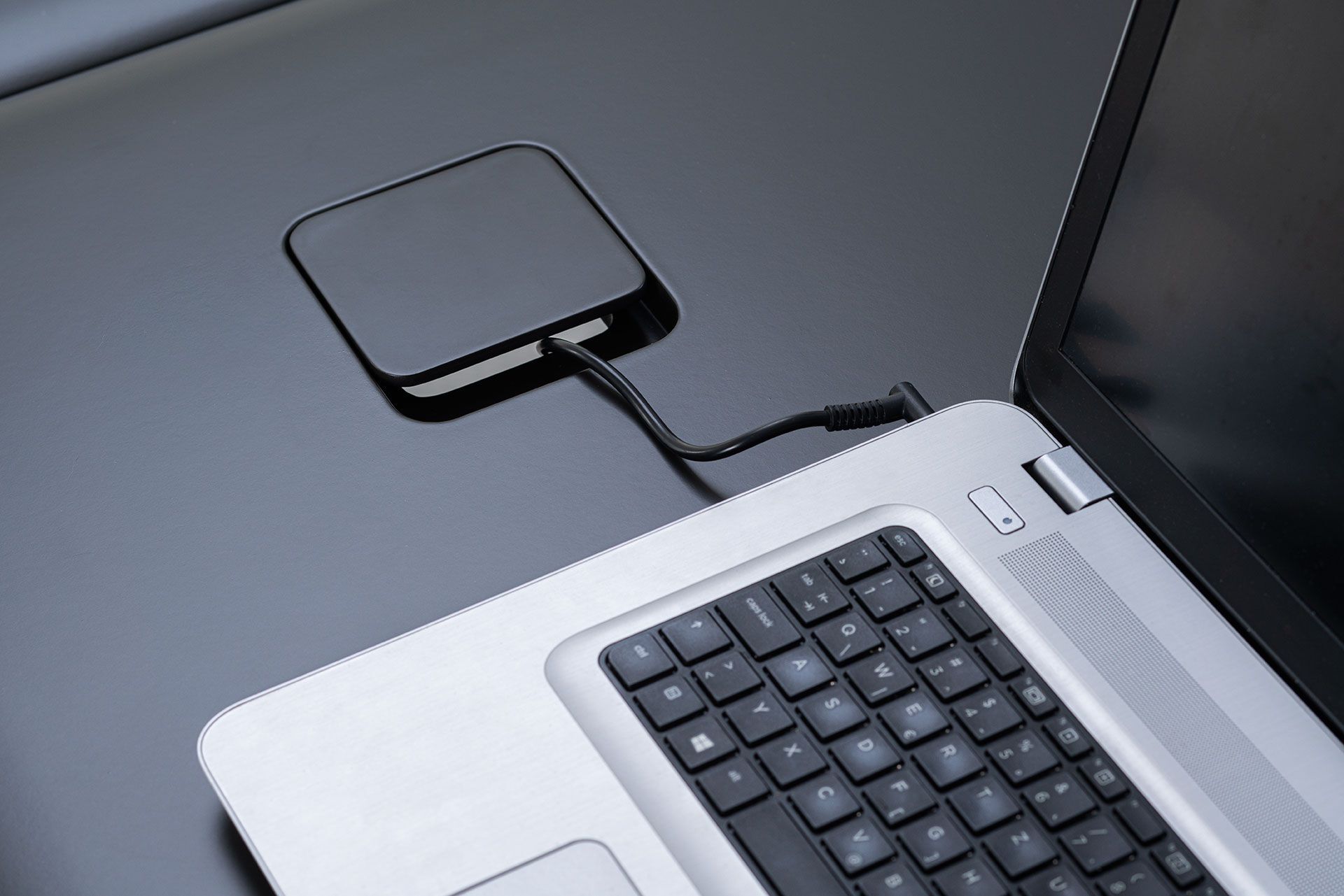 Рабочий стол из стали и дерева Nunc крыло ARCH-00108699 - Вид №4