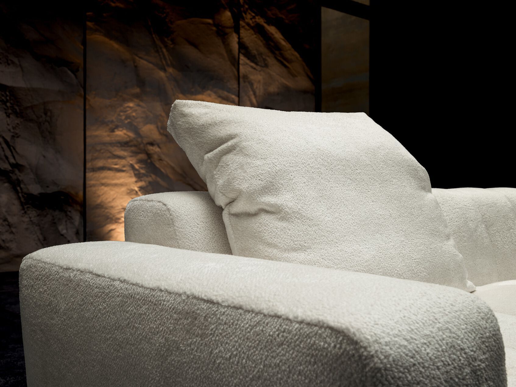 4-местный тканевый линейный диван VALENTINI ARCH-00127827 - Вид №2