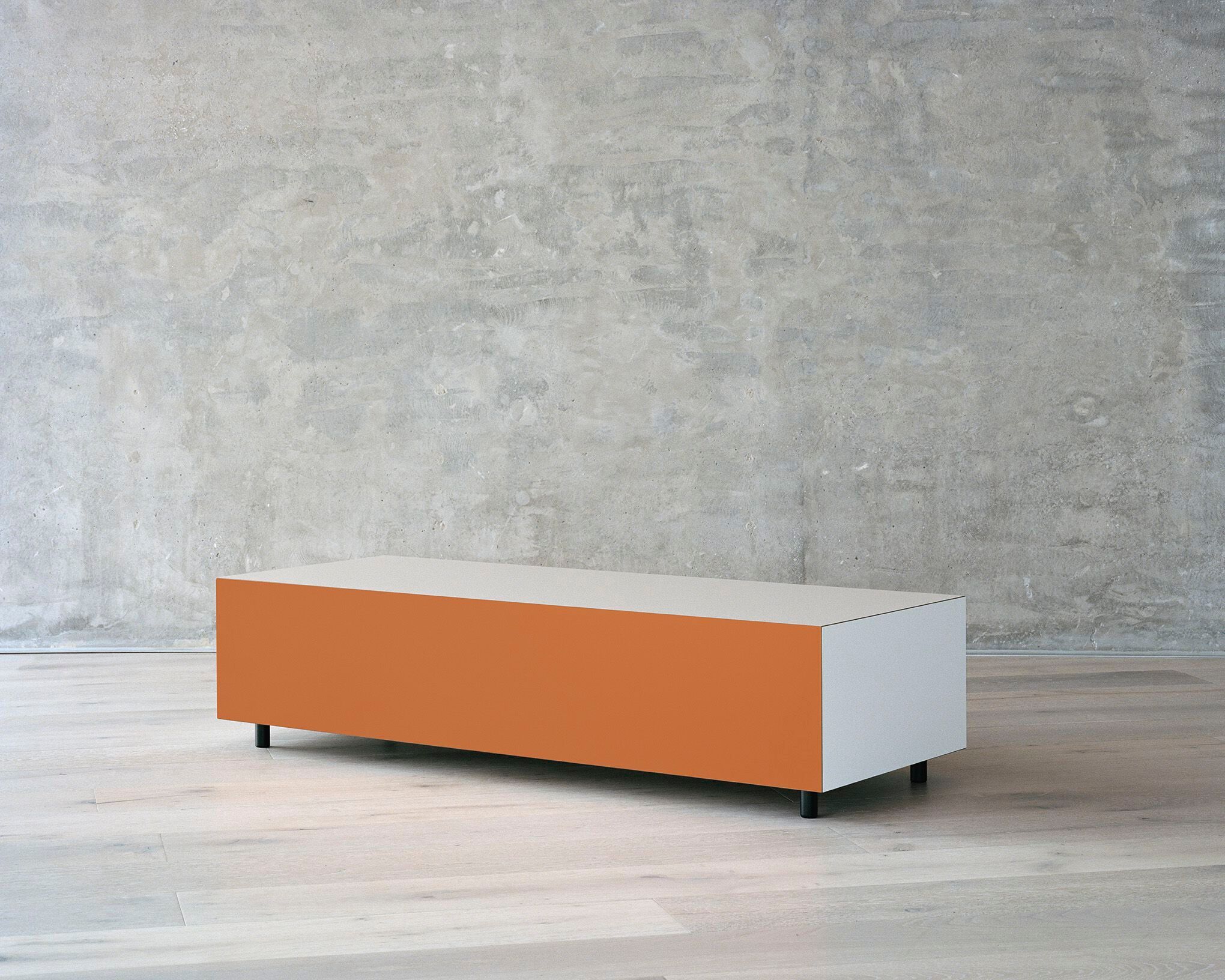 Низкий журнальный столик из фанеры Established&Sons Bloc ARCH-00030227 - Вид №4