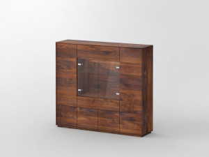 Шкаф из массива дерева