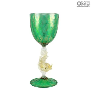 384 ORIGINALMURANOGLASS Венецианский кубок Изумрудный - Smeraldo с золотой рыбкой - муранское стекло OMG 10 см