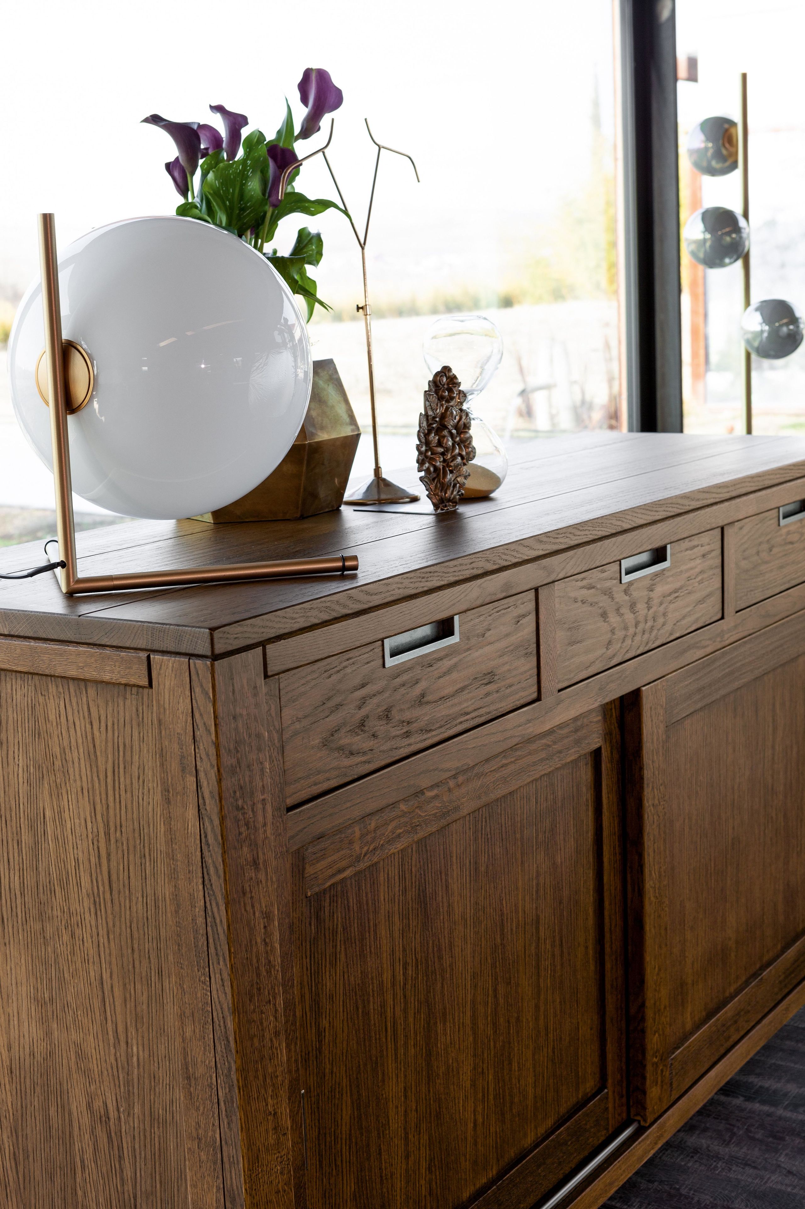 Шкаф с раздвижными дверями и ящиками из массива дерева Devina Nais Holand ARCH-00098476 - Вид №2