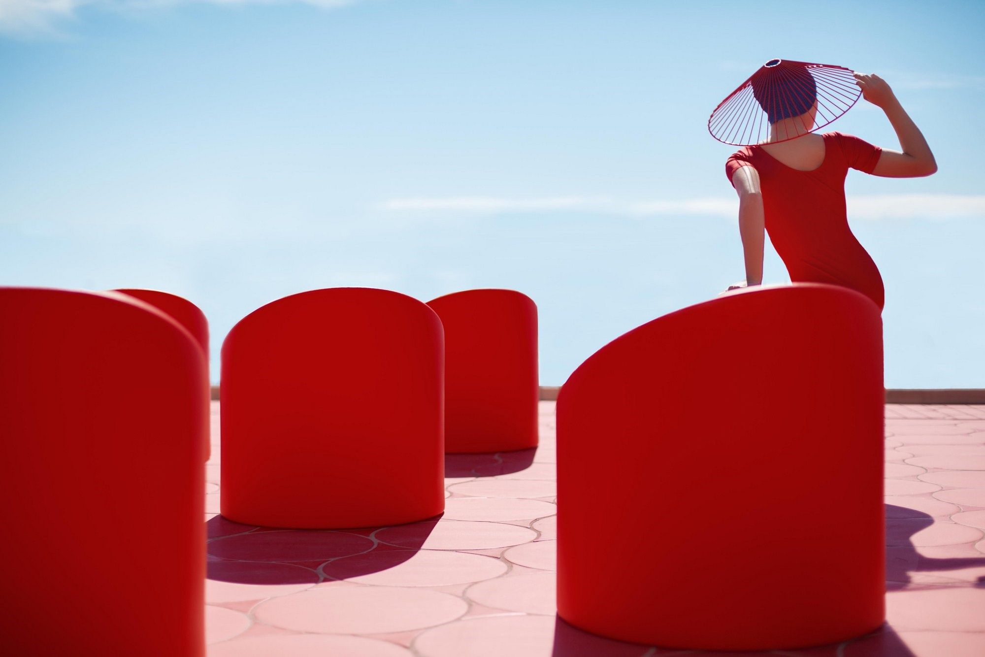 Круглый стол из полиэтилена Diabla Lipstick ARCH-00118469 - Вид №6