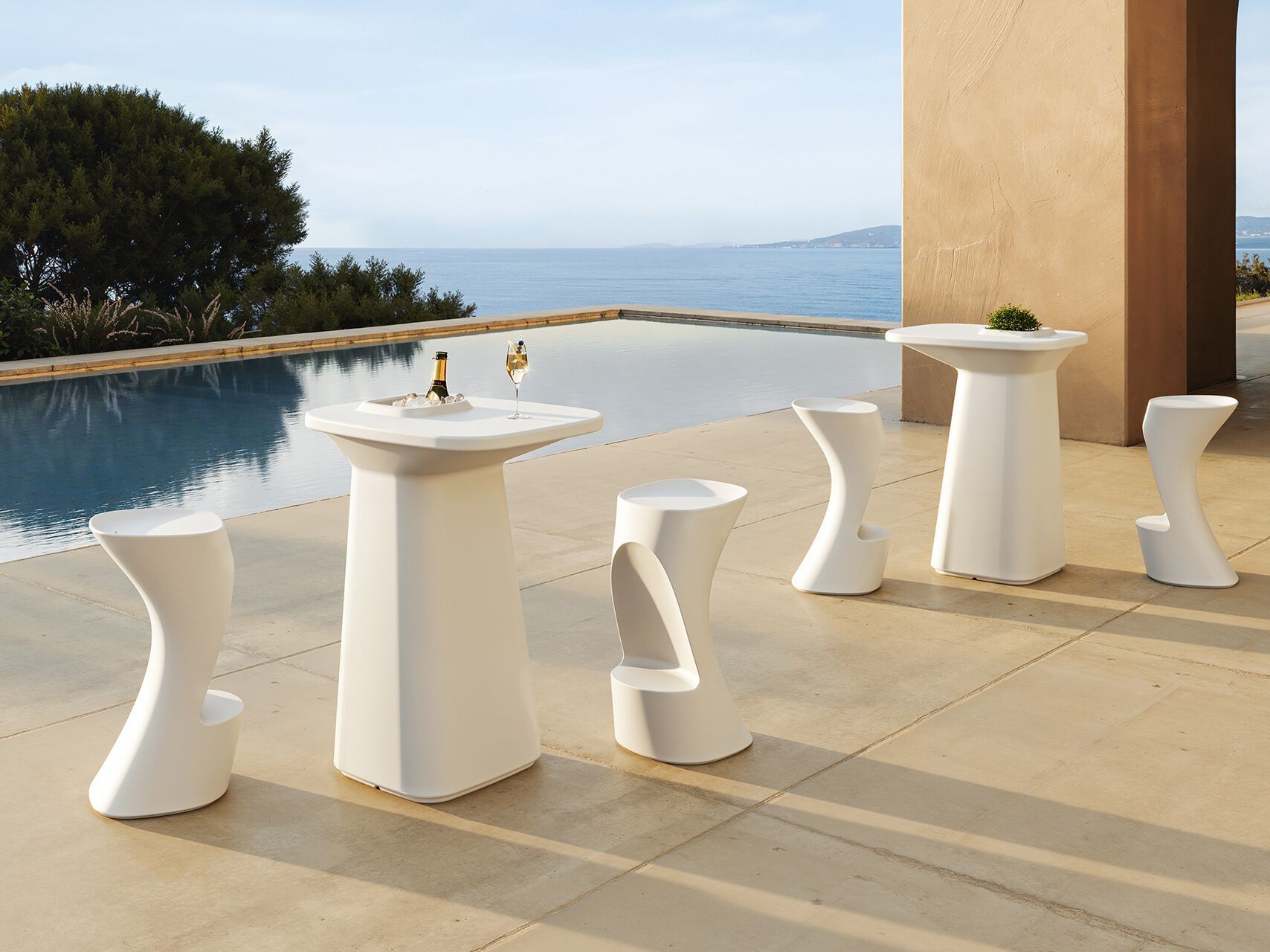 Контрактный садовый стул с подставкой для ног Vondom Noma ARCH-00069402 - Вид №2