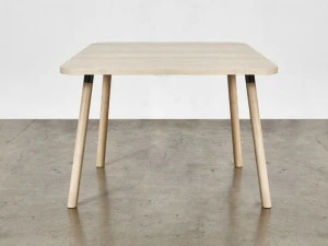 DesignByThem Квадратный деревянный стол Partridge