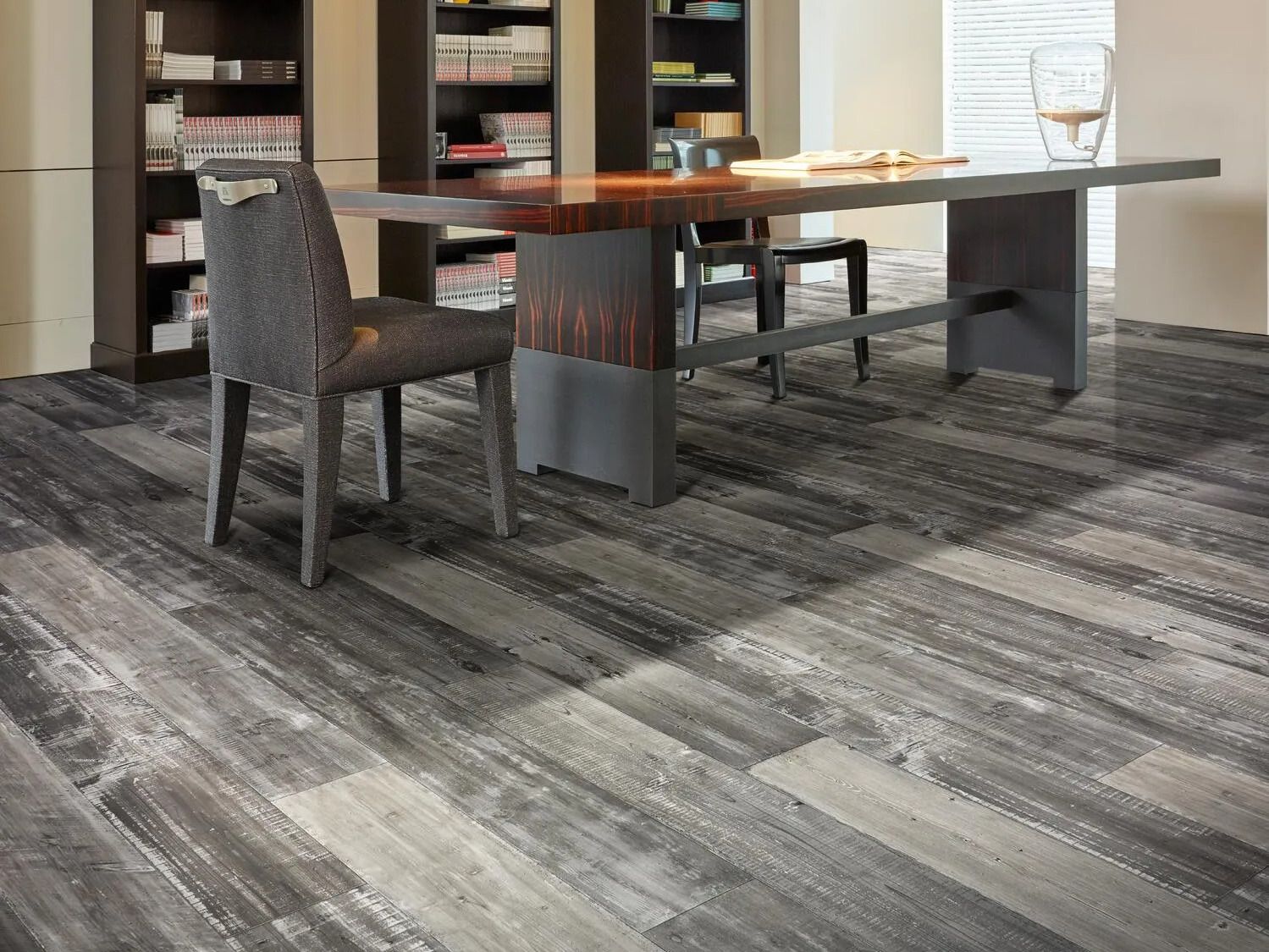 Нескользящий виниловый пол с эффектом дерева BEAUFLOR Feelings ARCH-00023586