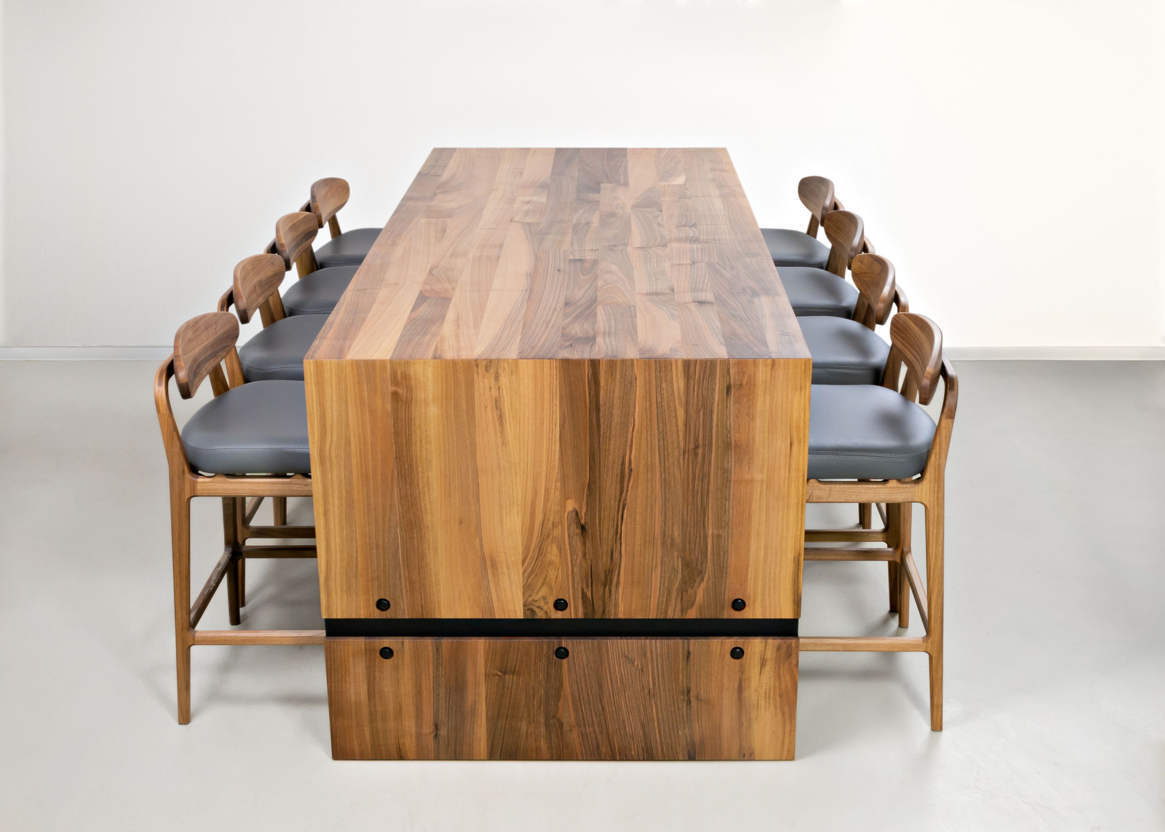 Высокий прямоугольный стол из массива дерева для контракта HOOKL und STOOL CLOVER ARCH-00136619 - Вид №3