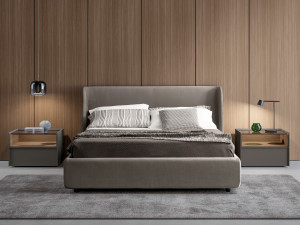 Двуспальная кровать из ткани