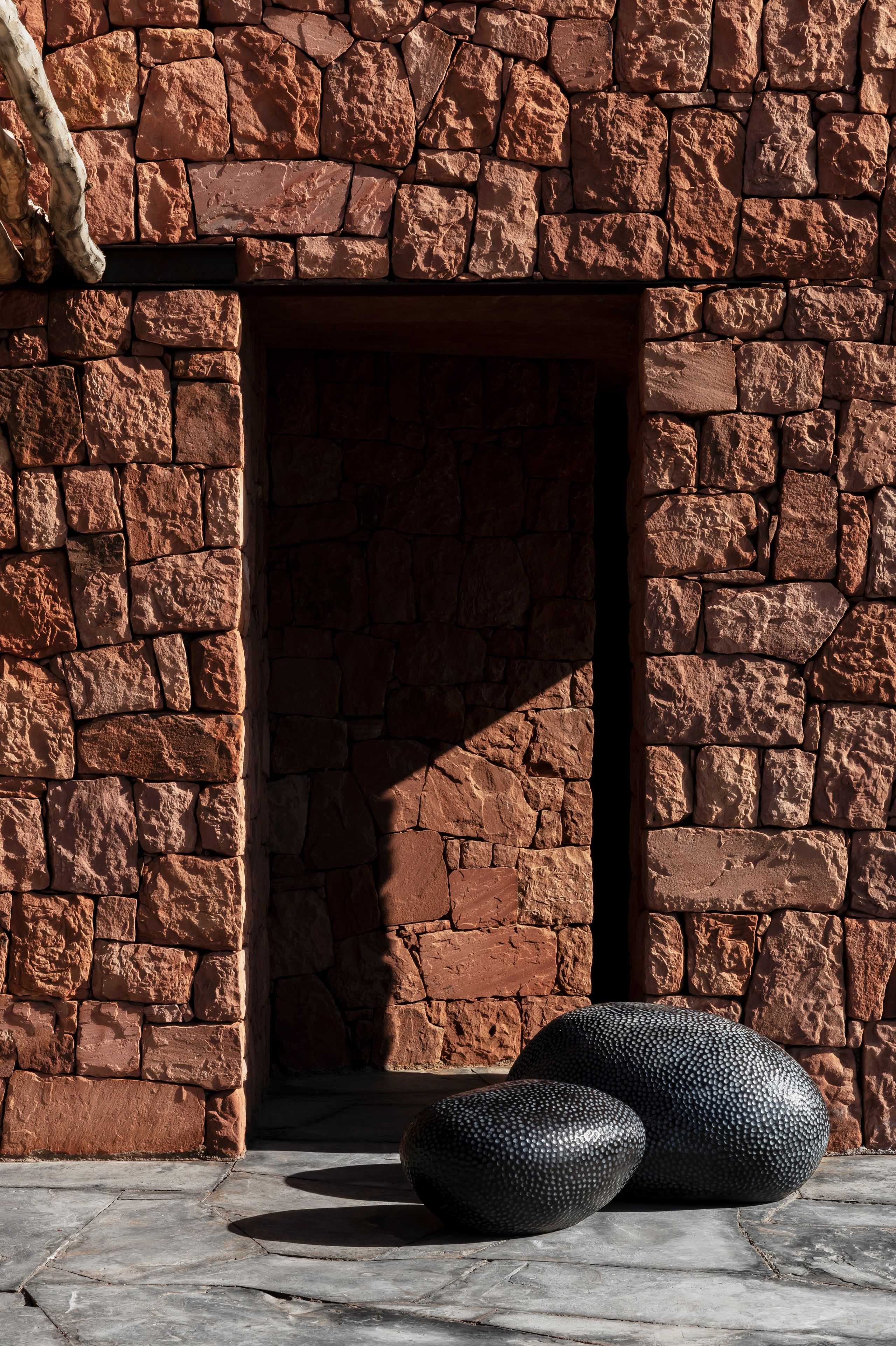 Низкий терракотовый садовый стул DOMANİ Батур ARCH-00144814 - Вид №1