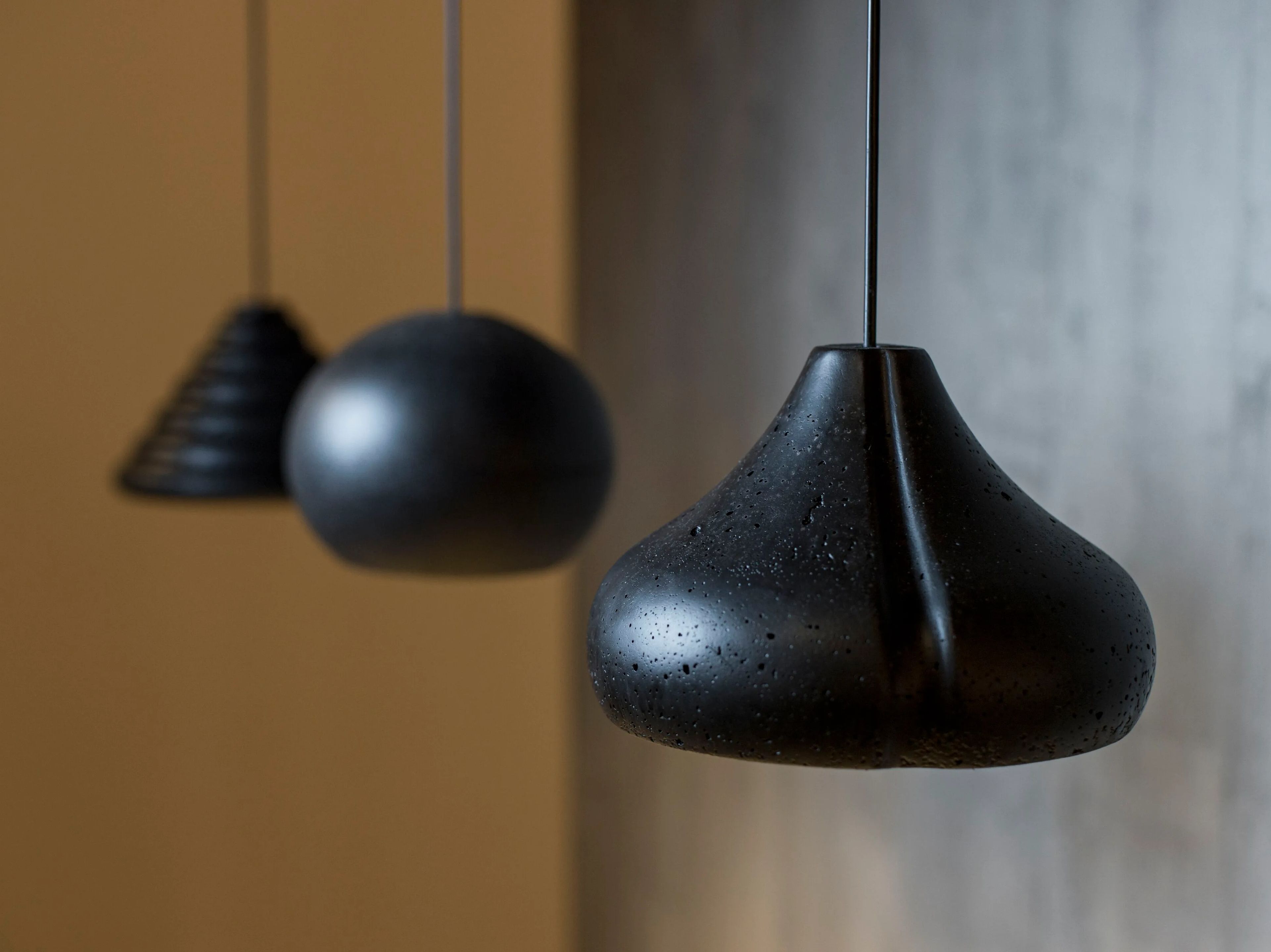 Подвесной светильник из эмалированной лавы Foscarini Alicudi, Filicudi, Panarea ARCH-00061816 - Вид №2