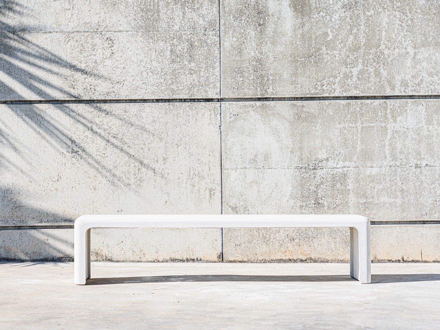 Скамейка из армированного волокном бетона без спинки SIT Softshapes ARCH-00137961