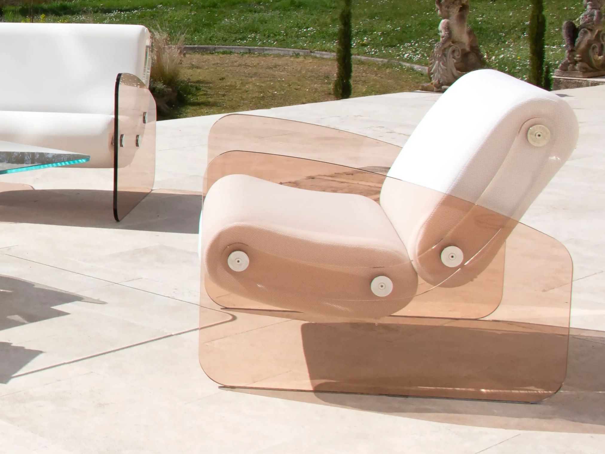 Кресло с подлокотниками KUUMO MW03 ARCH-00134196