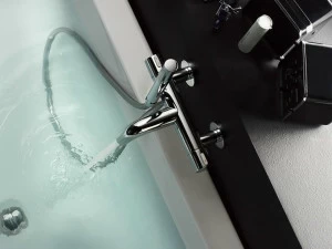 Nobili Rubinetterie Смеситель для ванны настенный с ручным душем на 2 отверстия Likid Lk00010/2cr