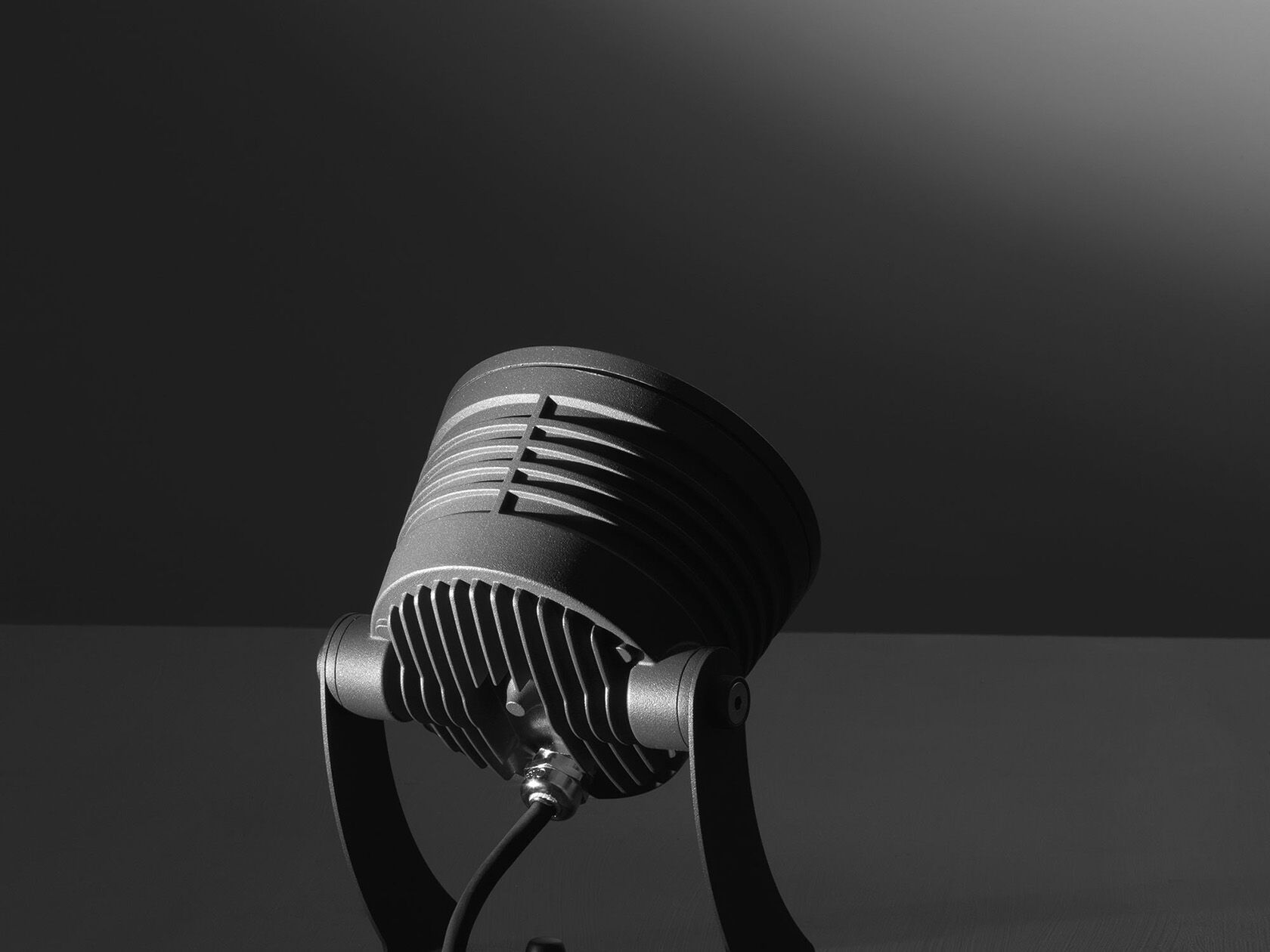 Алюминиевый регулируемый светодиодный наружный прожектор [LND] общие ARCH-00030713 - Вид №8