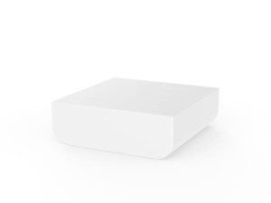 Низкий квадратный садовый столик