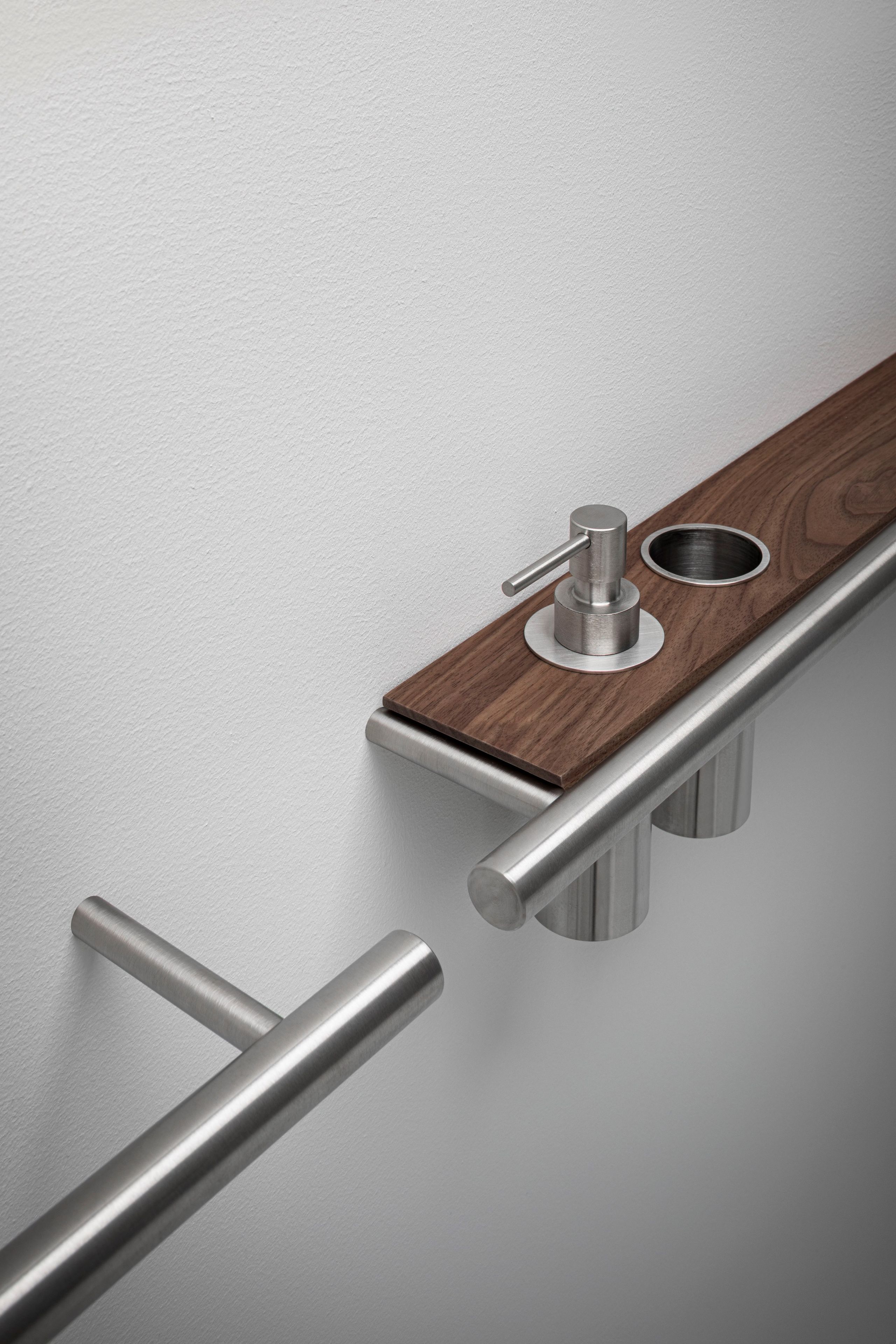 Держатель для полотенец / полка для ванной комнаты из нержавеющей стали и дерева Falper цилиндр ARCH-00049766 - Вид №2