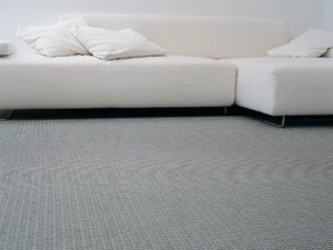 Прямоугольный однотонный ковер ручной работы