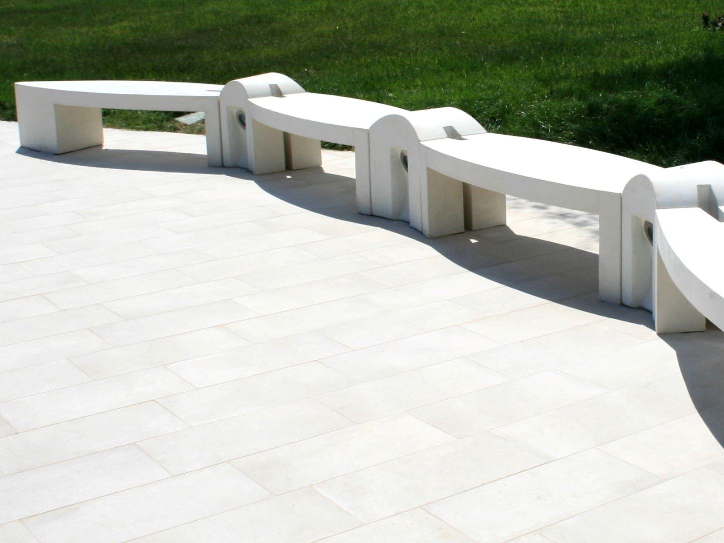 Скамья без спинки Viscio Urban Design SURF ARCH-00052528