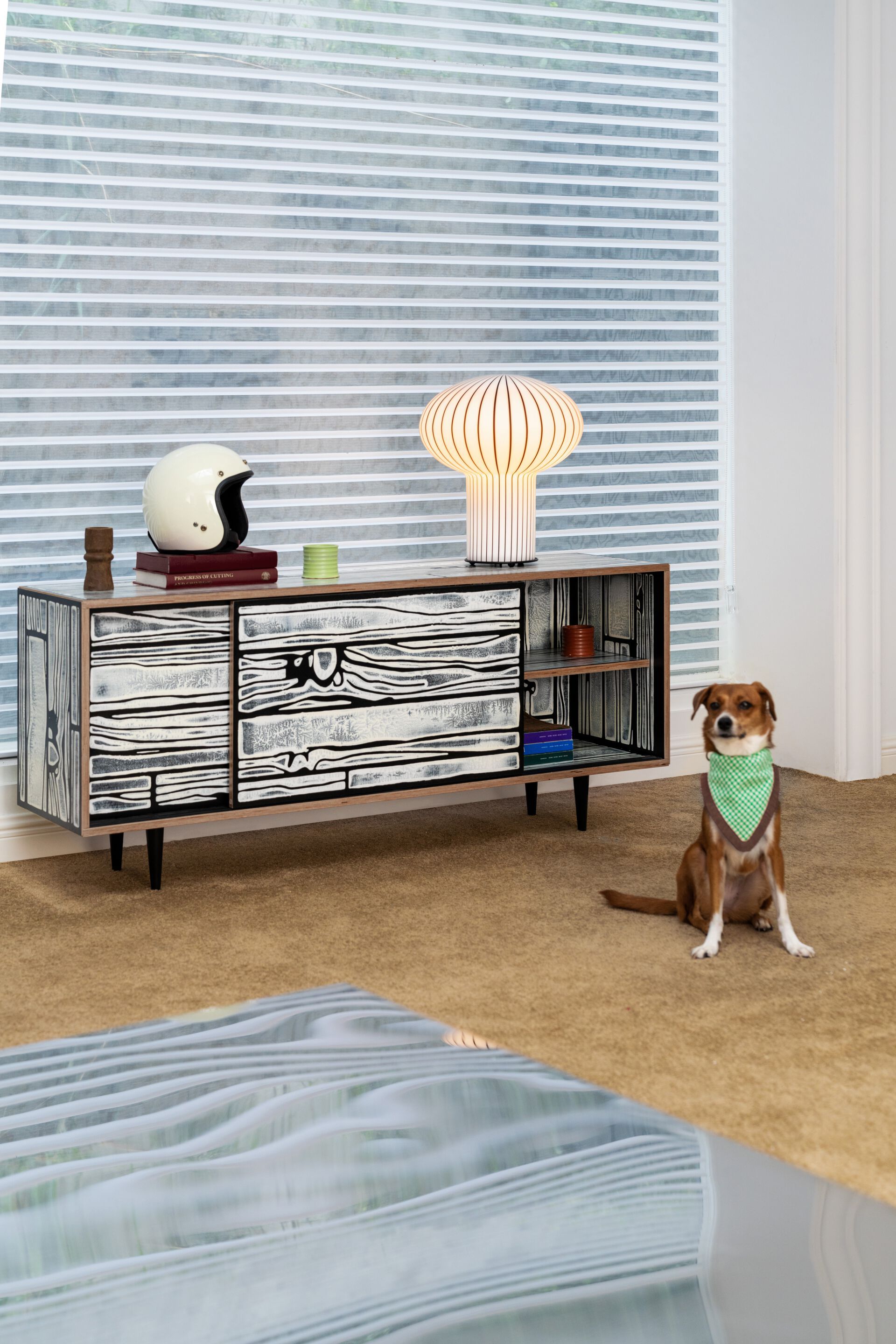 Низкая фанера ТВ шкаф с раздвижными дверями Established&Sons Wrongwoods ARCH-00139945 - Вид №8