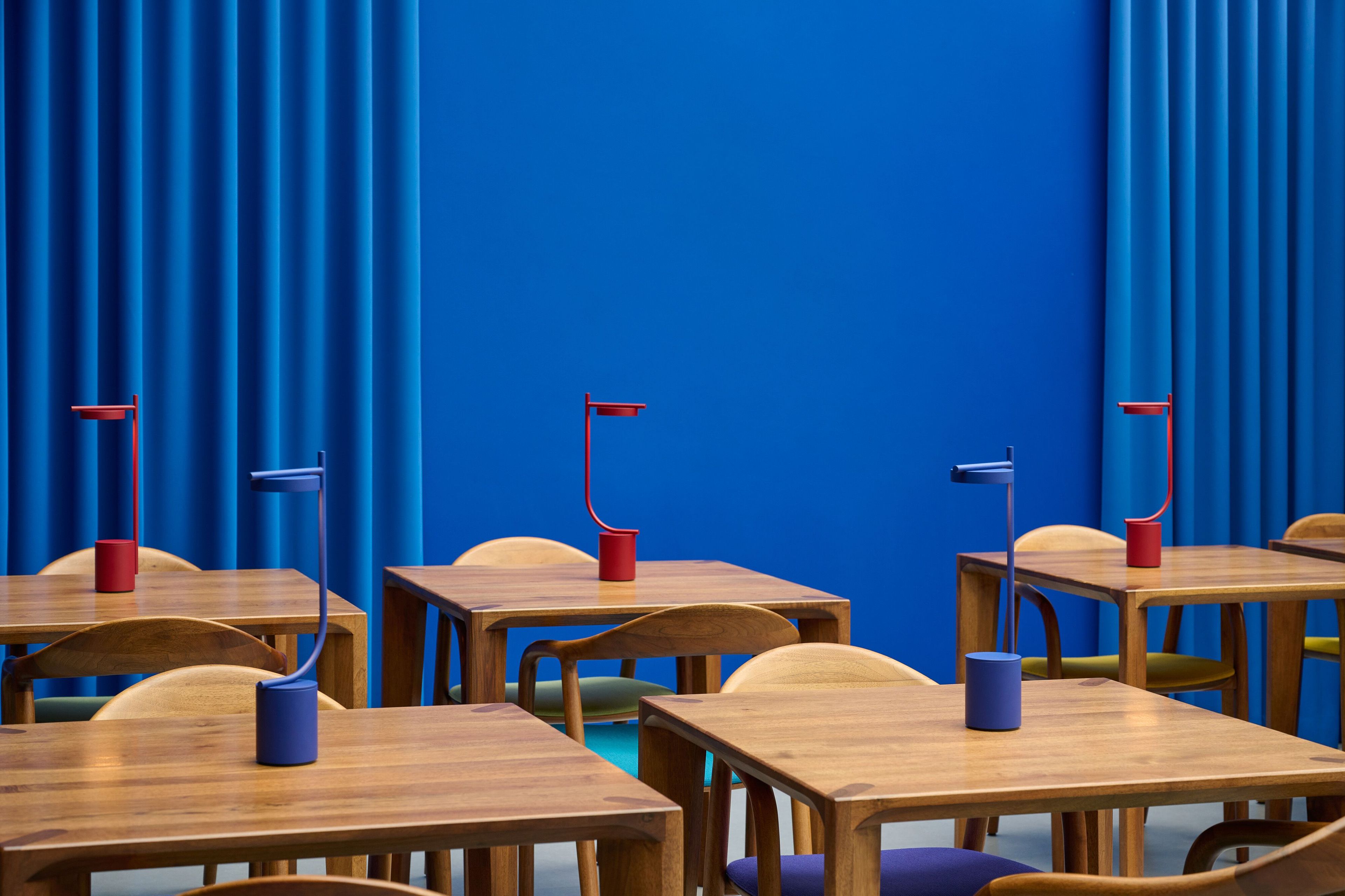 Настольная лампа с зарядкой от USB Grupa Igram ARCH-00107755 - Вид №32