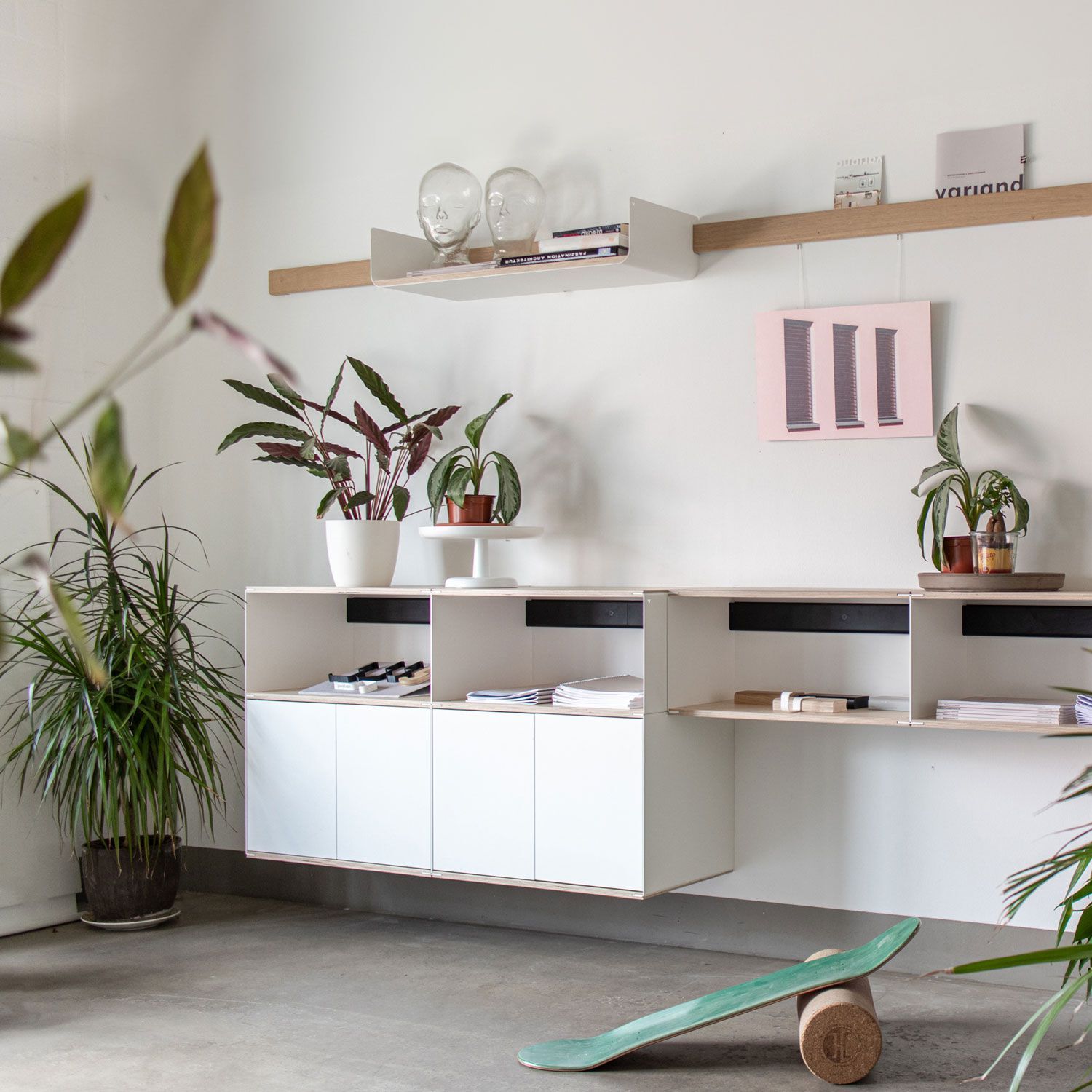 Стальной и деревянный навесной шкаф Variand Furniture A05 ARCH-00145681 - Вид №4