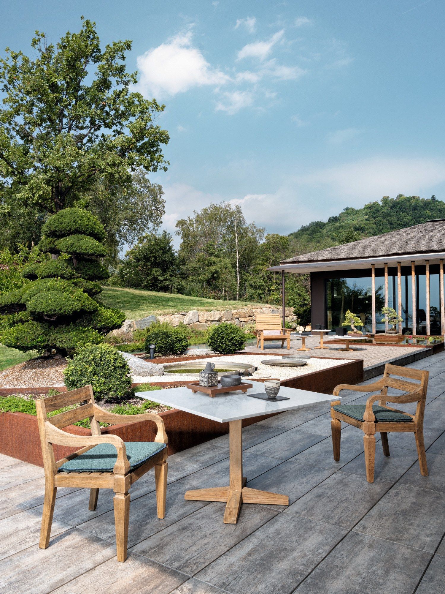 Восстановленный деревянный и мраморный садовый стол Gervasoni Jeko ARCH-00026964 - Вид №1