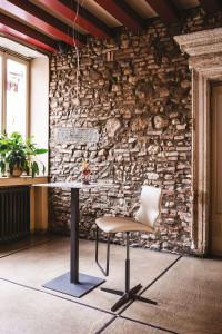 Регулируемая высота кожаный поворотный стул