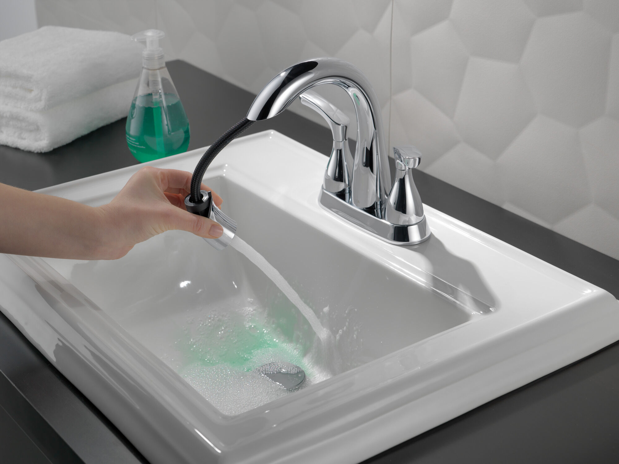 25765LF-PD Смеситель для ванной комнаты с двумя ручками Delta Faucet Broadmoor Хром  - Вид №7