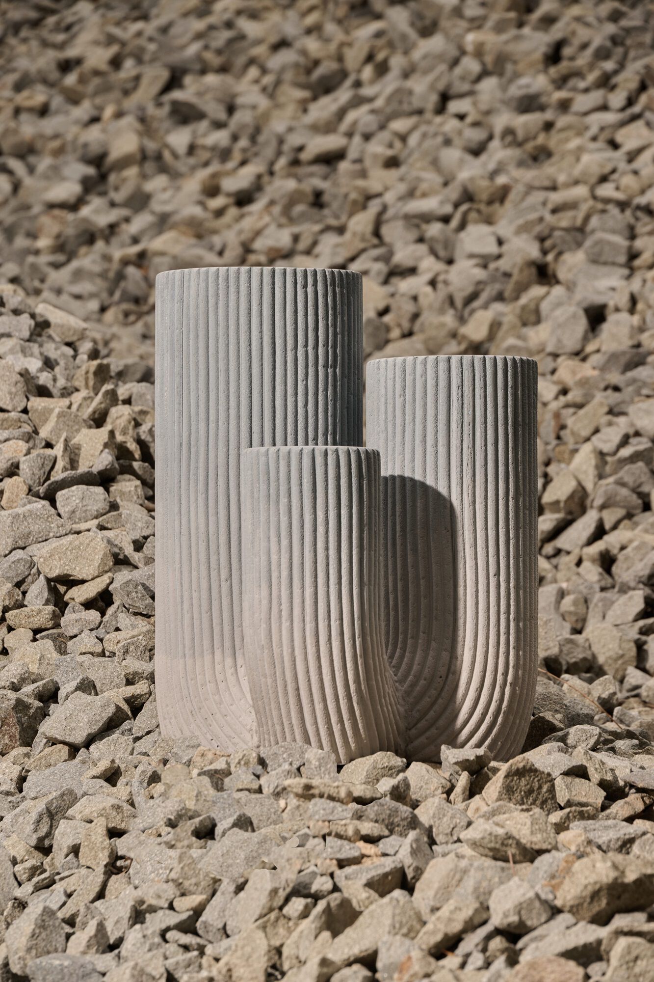 Круглый бетонный журнальный столик URBI et ORBI Medius Terra ARCH-00029865 - Вид №5