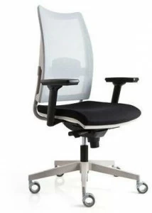 Luxy Поворотное офисное кресло из сетки с 5 спицами и колесиками Overtime